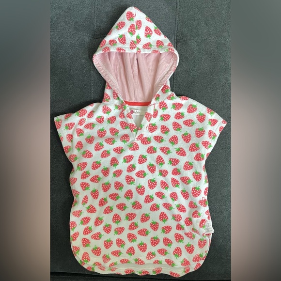 Baby Boden Other - Baby Boden 12/18M Strawberry Print Toweling Hoodie Poncho Style